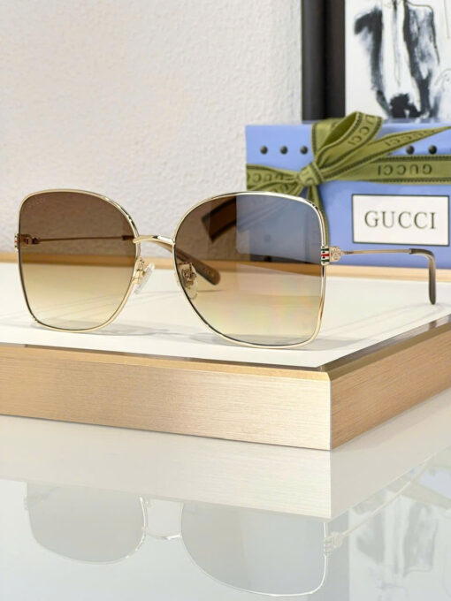 Kính thời trang Gucci V870