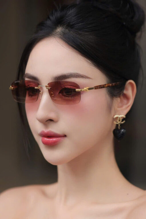 Kính thời trang Gucci V874