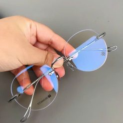 Alternative view of Gọng kính khoan titanium TT146