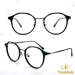 Kính cận gọng nhỏ