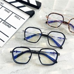 Alternative view of Kính chống ánh sáng xanh V786