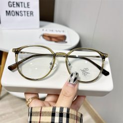 Alternative view of Kính chống ánh sáng xanh VK446