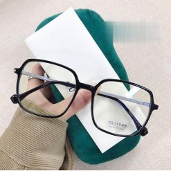 Alternative view of Kính chống ánh sáng xanh V781