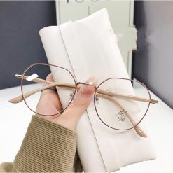 Alternative view of Kính chống ánh sáng xanh VK436