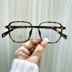 Alternative view of Kính chống ánh sáng xanh VK414