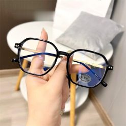 Alternative view of Kính chống ánh sáng xanh V785