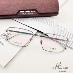 Alternative view of Gọng kính DOX titanium mạ vàng 18k V677