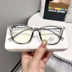 Alternative view of Kính chống ánh sáng xanh V910