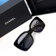 Kính CHANEL V748