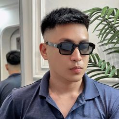 Alternative view of Kính Prada V733