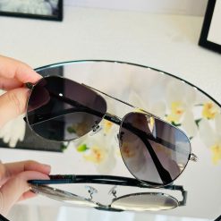 Kính thời trang nam Gucci V774